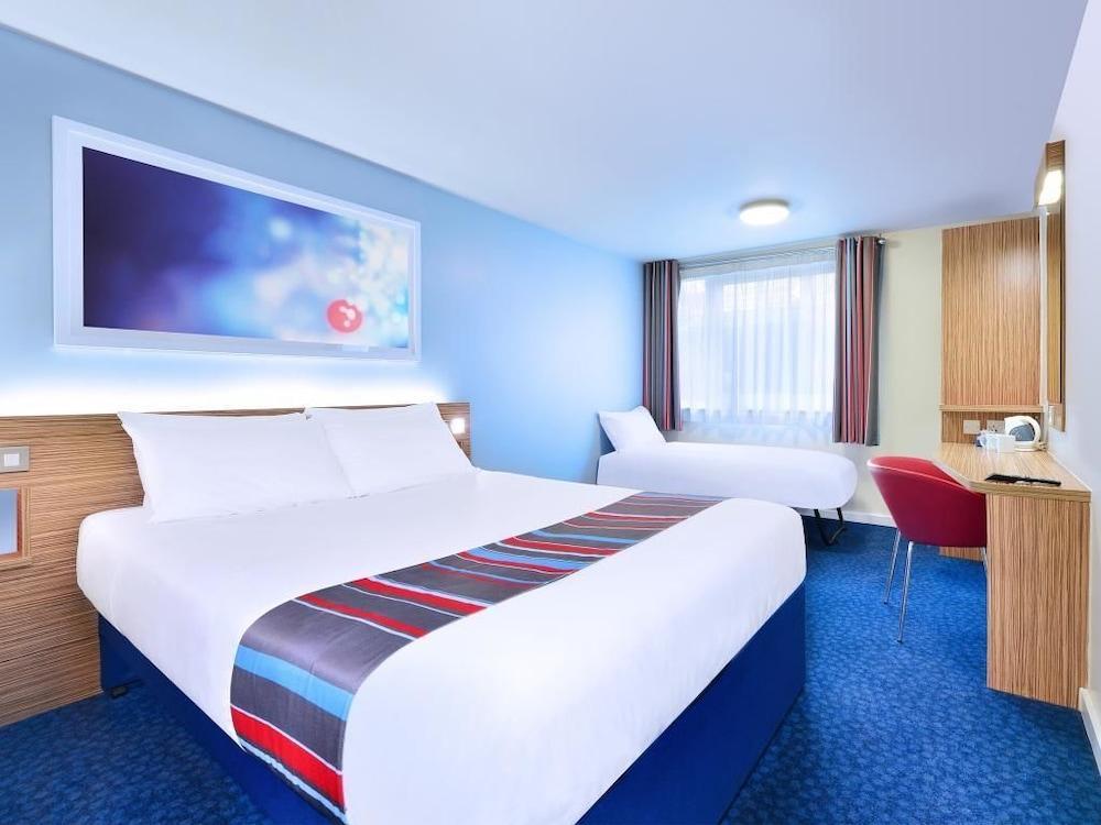 Travelodge London City Airport 외부 사진