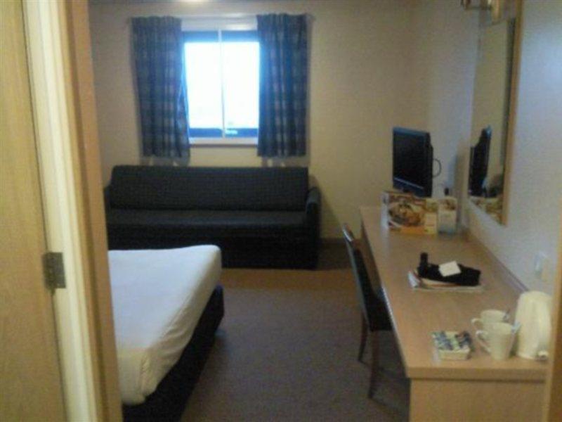 Travelodge London City Airport 외부 사진